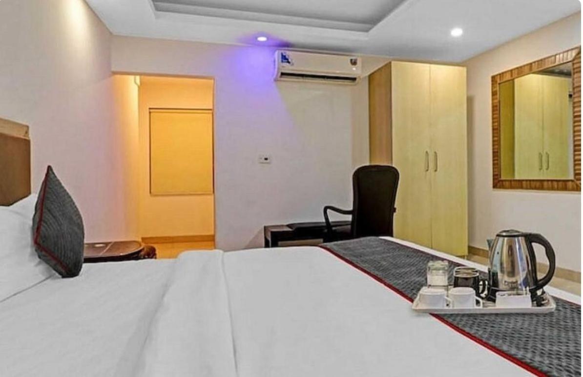 Royal Aman Delhi Airport Hotel