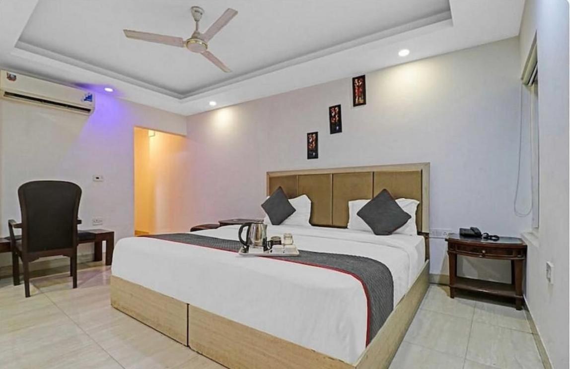 Hotel Royal Aman Delhi Airport