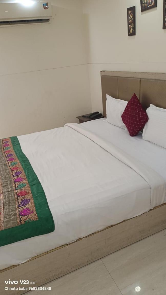Hotel Royal Aman Delhi Airport New Delhi