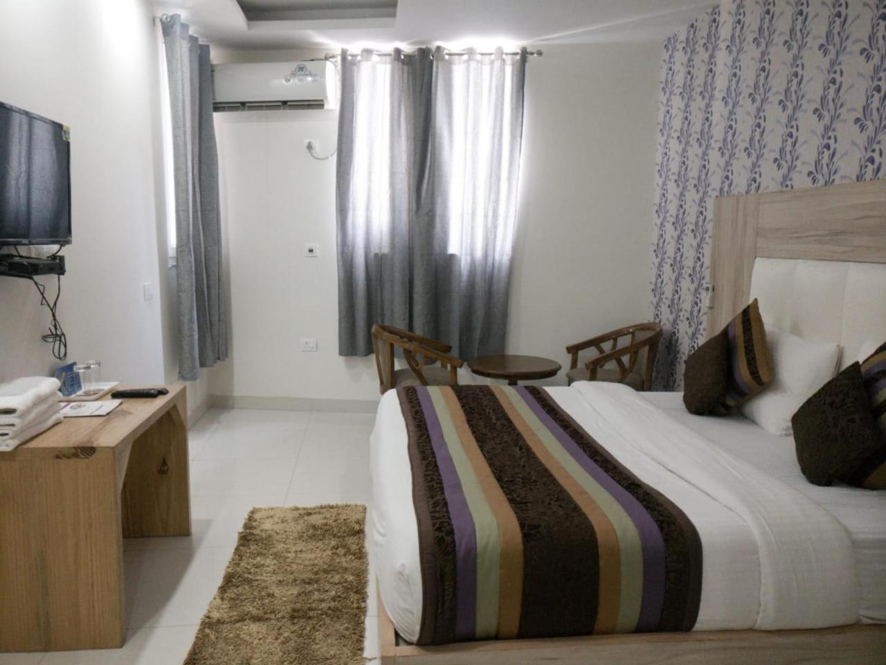Royal Aman Delhi Airport Hotel New Delhi