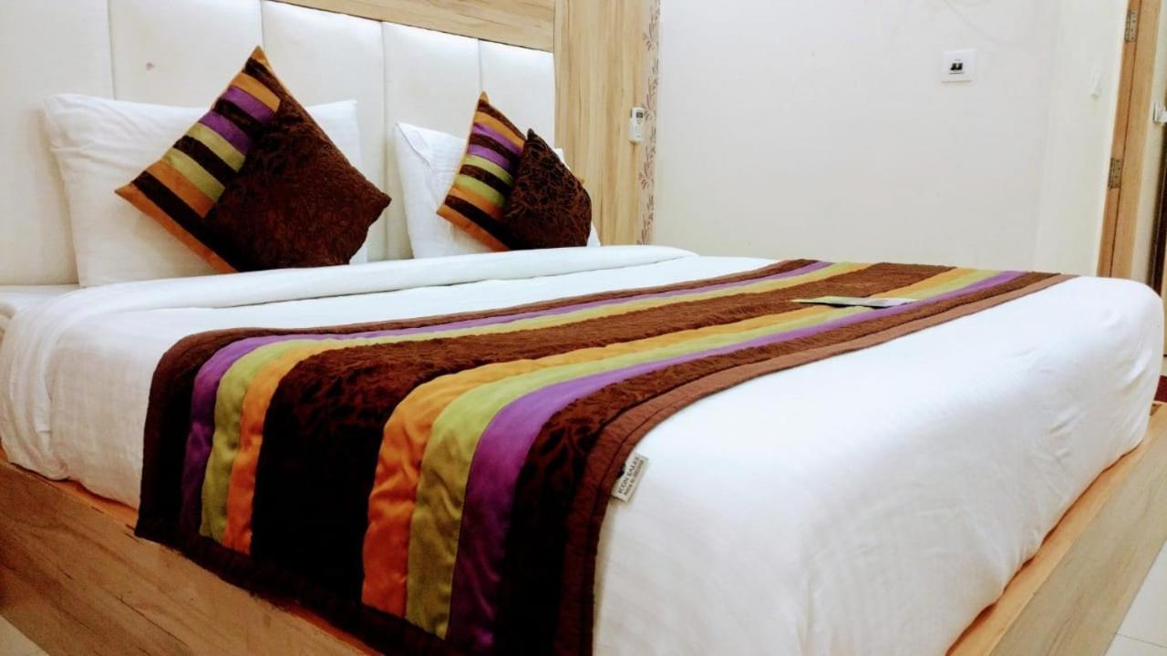 Royal Aman Delhi Airport Hotel